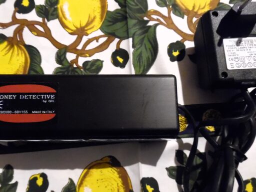 Rilevatore banconote false money detector