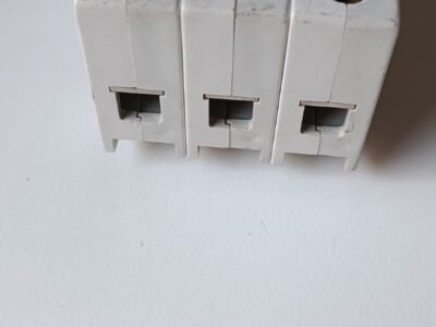 Elettrostop magnetotermico tripolare 3p 38a 380v