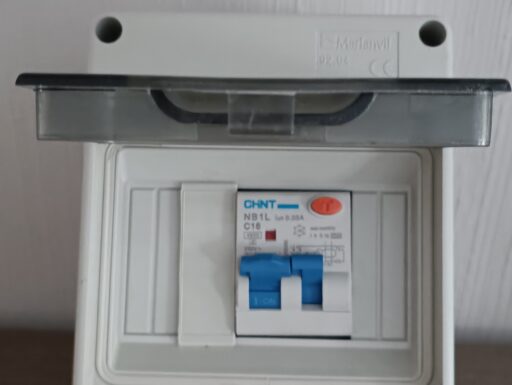 Interruttore magnetotermico differenziale16a chint