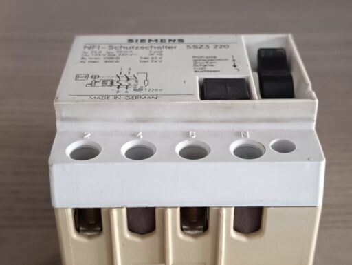 Siemens differenziale salvavita 2p+n 25a 220v