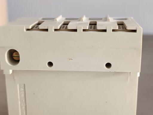 Siemens differenziale salvavita 2p+n 25a 220v