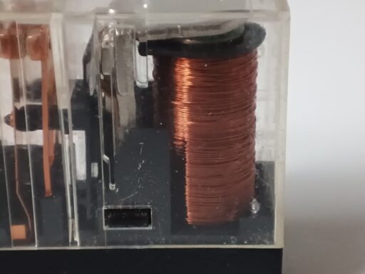 Relè g2r-2 bobina 6v dc 5a 250vac 30vdc 8 piedini