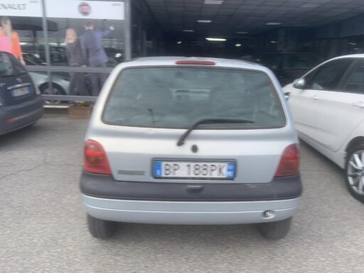 Renault twingo 1.2benz. unipro