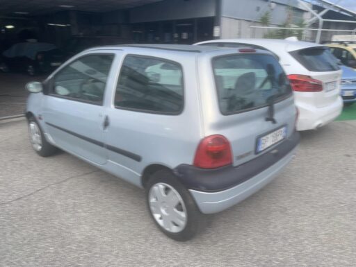 Renault twingo 1.2benz. unipro