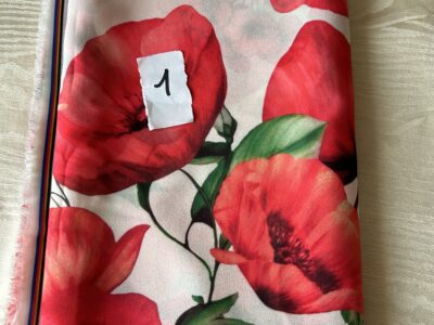 Tagli di tessuto leggero,colori vivaci per parei,arredamenti