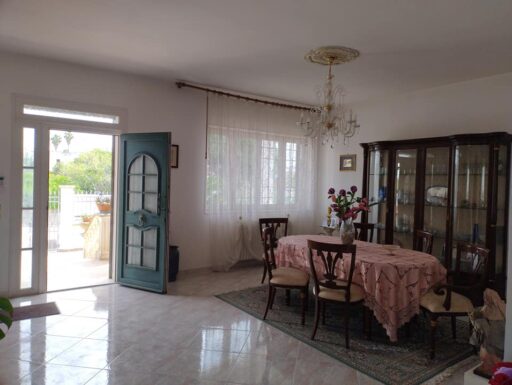 Villa in galugnano frazione di san donato di lecce (le)