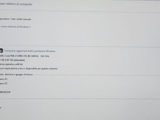 Stazione computer come da foto