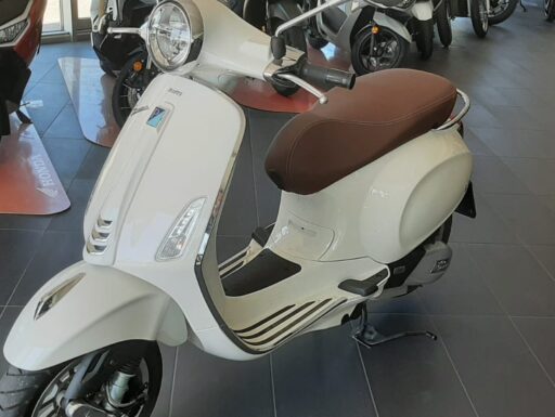 Vespa primavera 125 2021