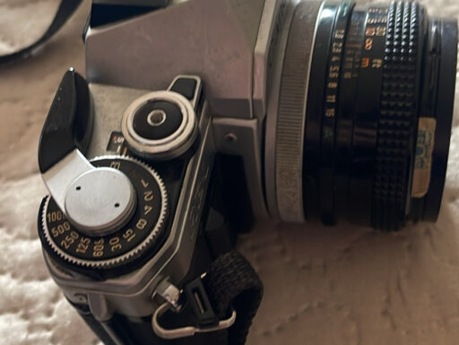 Canon ae1 con obiettivo 50mm