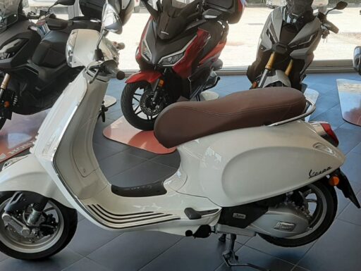 Vespa primavera 125 2021
