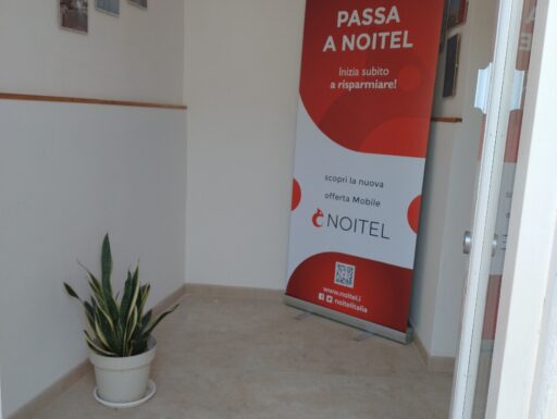 Locale commerciale in guagnano (le)