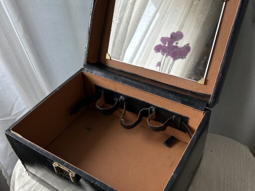 Beauty case/valigetta vintage, in pelle nera