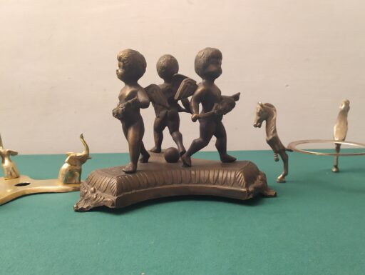 Trittici d'epoca in bronzo e ottone