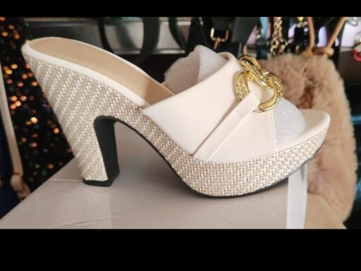 Scarpe nuove donna