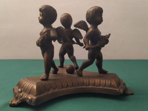 Trittici d'epoca in bronzo e ottone