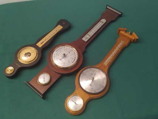 Barometri d'epoca in legno