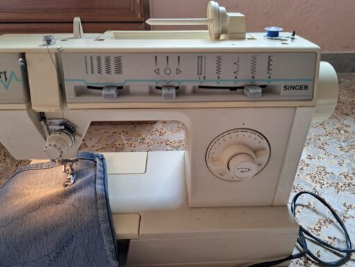 Macchina da cucire singer