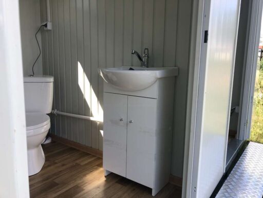 Contenitore sanitario - wc + doccia + serbatoio