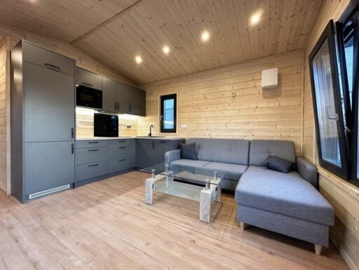 Nuova casa mobile. 10,5 x 3,8 m