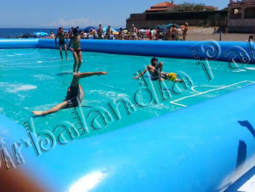 Campo da calcio saponato gonfiabile per lidi balneari