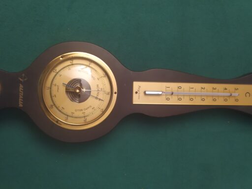 Barometri d'epoca in legno