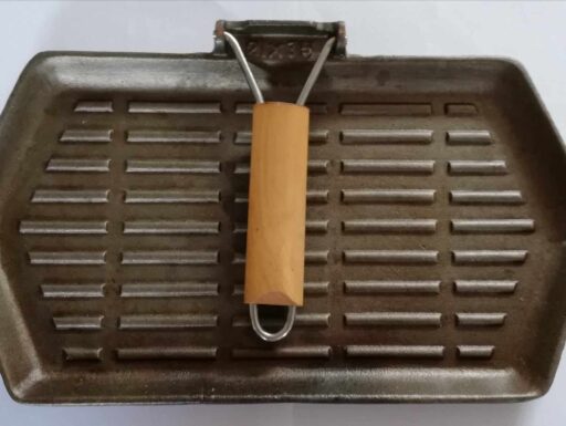 Bistecchiera ghisa antiaderente manico pieghevole