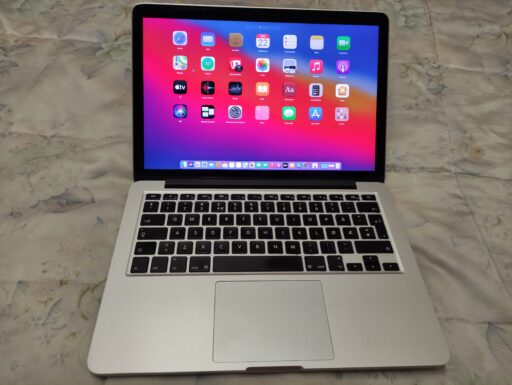 Macbook pro 13 retina fine 2013,i5.ssd256gb/ram8gb