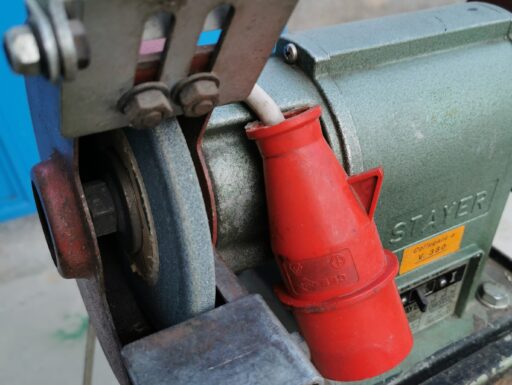 Mola su colonna stayer