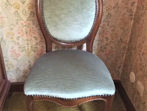 Sala completa in stile classico