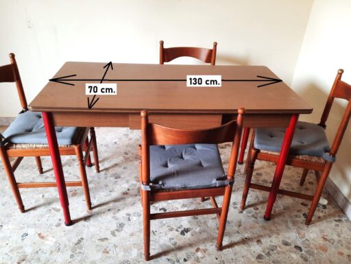 Tavolo con gambe metallo