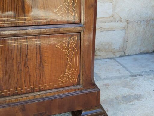 Comò antico dell’epoca di l. filippo