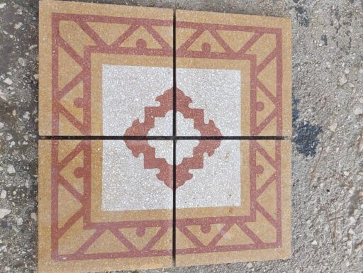 Pavimento antico in graniglia