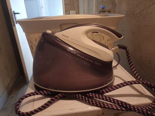 Ferro da stiro con caldaia