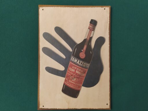 Sottobicchieri metallo e targhe legno "amaro ramazzotti"