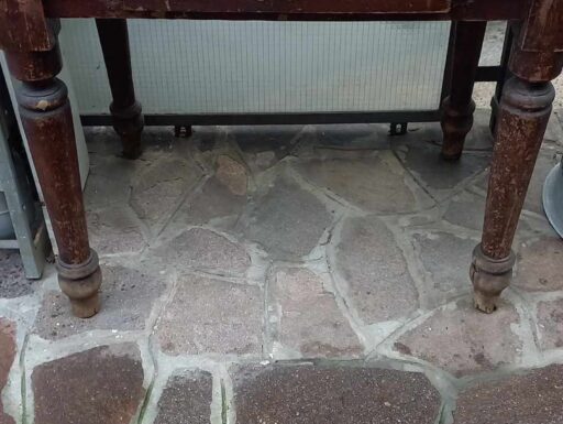Tavolo antico fine 700