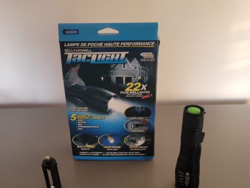 Torcia elettrica nera zoom con batteria