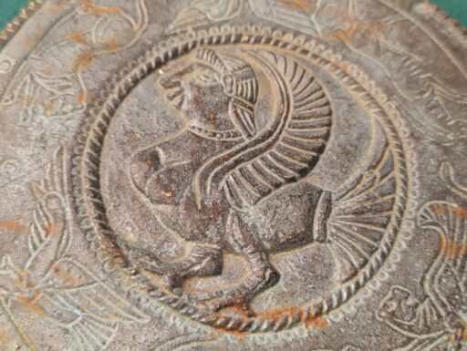 Arte etrusca: specchio-ombra-cavallo