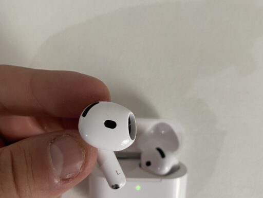 Airpods 4