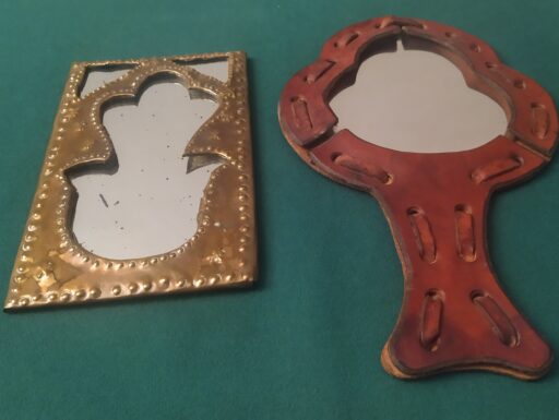 Specchi e cornice legno ottone cuoio