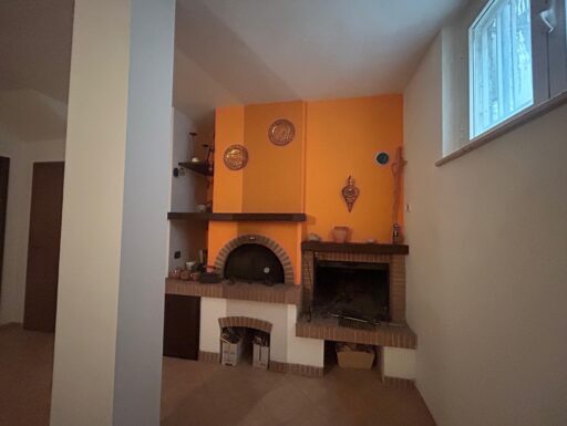 Rif.1210 villa con giardino