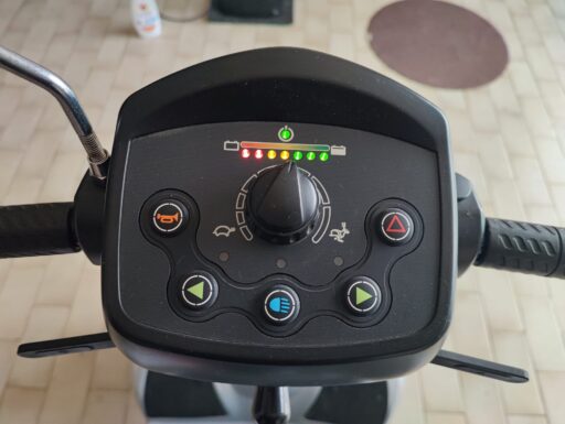 Scooter elettrico per anziani e disabili