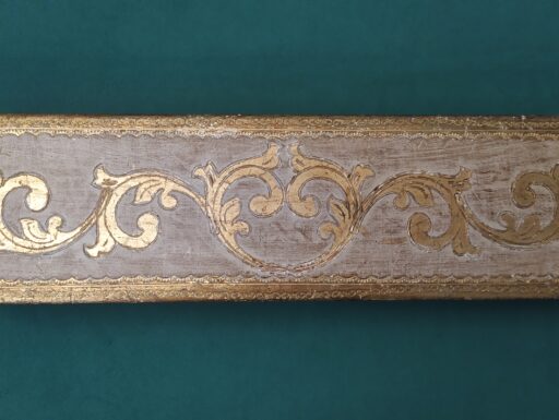 Oggetti fiorentini d'epoca