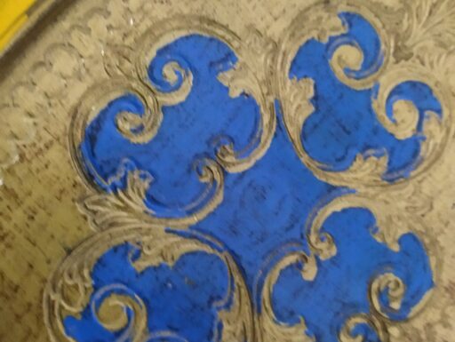 Vassoi fiorentini in legno con manici