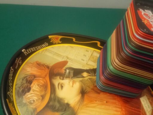 Sottobicchieri metallo coca cola stile liberty 1927-1977