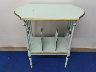 Mobiletto in legno primi del secolo