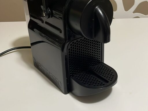 Macchina da caffe' de longhi con capsule