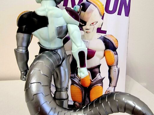 Action figure dragon ball freezer