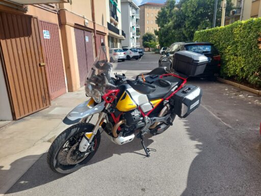 Moto guzzi v85 tt - 2020