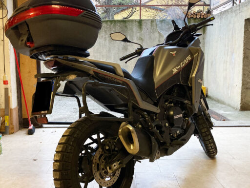 Moto morini x-cape 649 grigio