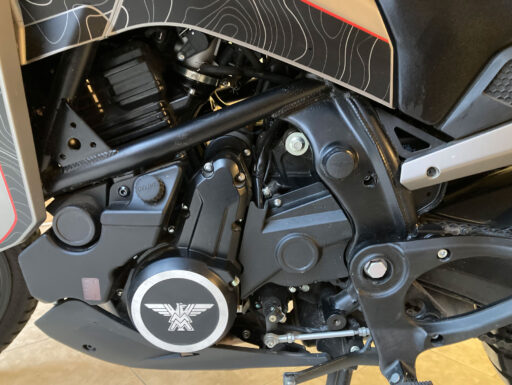 Moto morini x-cape 649 grigio